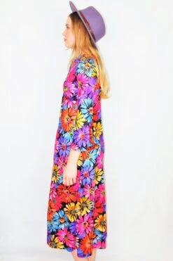 70's Vintage Dress - Colourful Daisy Tunic Maxi - Size XS/S -Style Luma Sales Store DSCF0396