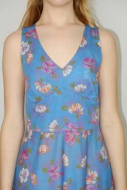 70's Vintage - Halter-Neck Skater Dress - Blue Floral - Size XXS 8 70's Vintage - Halter-Neck Skater Dress - Blue Floral - Size XXS -Style Luma Sales Store DSCF1841
