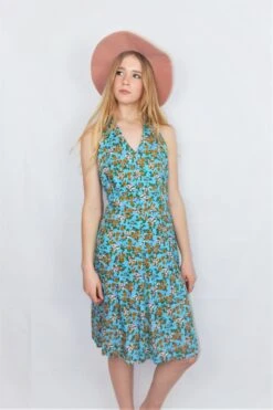 70's Vintage - Sky Blue Wildflower Strappy Sundress - Size S