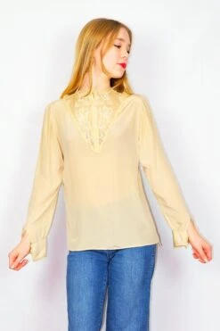 70's Vintage Blouse - Ivory With Floral Lace - Size M/L