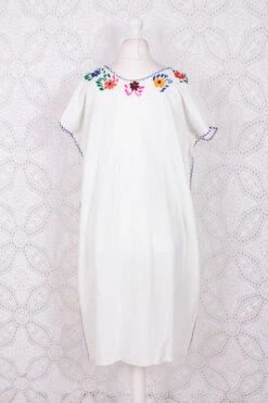 Vintage Dress - Mexican Peacock Floral Embroidered Midi - Free Size -Style Luma Sales Store IMG 0369 a14b22ab d4ed 4346 afa8 94d3039d494c
