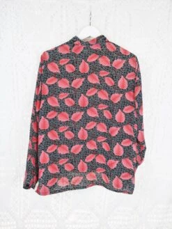 70's Vintage - Black & Pink Floral Leaf Shirt - Size S/M -Style Luma Sales Store IMG 0706x 8ad77e80 a40e 4c50 9479 656291ea0fd4