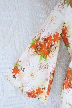 70's Vintage Dress - Soft Cream & Maple Floral - Size S -Style Luma Sales Store IMG 2766 04c50a95 0f00 458f bc75 70a0eead0fdc