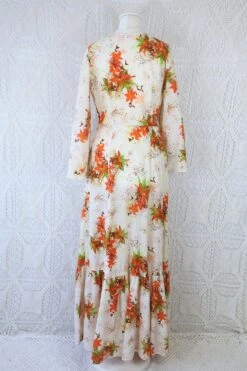 70's Vintage Dress - Soft Cream & Maple Floral - Size S -Style Luma Sales Store IMG 2771 c79e1bc1 5edc 42f7 a250 cfe8c6bbc970