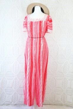 70's Vintage Spring Dress - Bright Red & White Floral - Size L