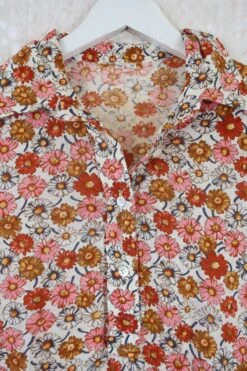 70's Vintage - Floral Shirt - Brown, Orange & Pink Floral - Size S/M -Style Luma Sales Store IMG 3956 c0af1f13 5763 4215 8e6e 75571468dcdc