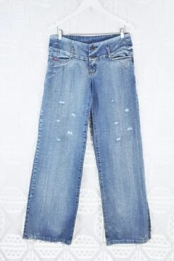 Vintage Straight Leg Jeans - Creased Blue With An Exaggerated Waist - Size M/L
