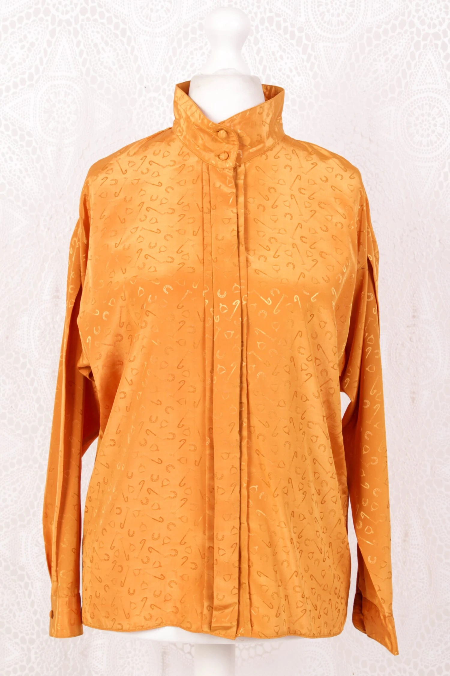 Vintage Shirt - Brilliant Mustard Graphic Jacquard - Size M/L 4 Vintage Shirt - Brilliant Mustard Graphic Jacquard - Size M/L - Image 2