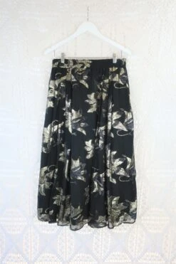 80's Vintage - Floral Metallic Embellished Skirt - Black & Gold - S -Style Luma Sales Store IMG 4588 2 ba9d4e1f 864f 4616 995a a6a4c75f1eae