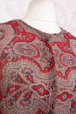 Vintage Shirt - Ruby, Sapphire & Stone Paisley - Size M/L -Style Luma Sales Store IMG 4637 6a27e398 d834 4ac4 b4c2 a672e9932554