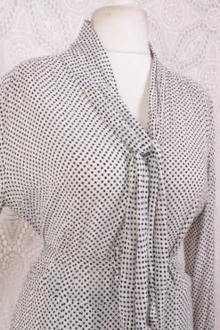 SALE Vintage Dress - Black & White Miniature Check - Size M/L -Style Luma Sales Store IMG 4946 db4a9cd4 dbdb 47c4 8a4d 550844671702
