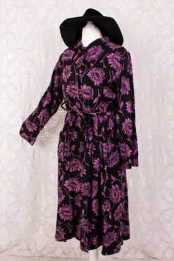 Vintage Housecoat - Black & Twilight Purple Floral - Free Size L