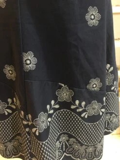 Vintage Blue & White Floral A-line Skirt - Size M -Style Luma Sales Store image 80df27eb b6fb 4289 a157 29f468e0f663