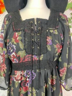 SALE Vintage Black Floral Dress With Lace - Size S -Style Luma Sales Store image a839db63 76d9 4075 9d5d 9d3432d3c638