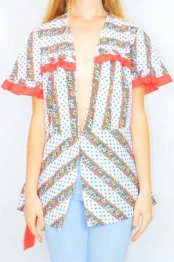 Vintage Robe Top - Red & White Frilly Polka Dot Floral - Size M/L -Style Luma Sales Store polka dot and floral frilly vintage 70s boho robe top close up all about audrey