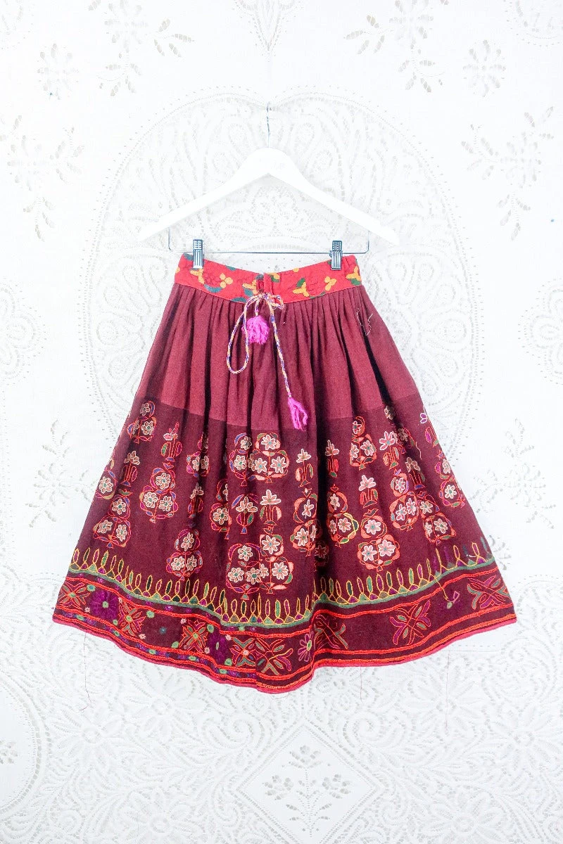 Vintage Rosehip & Ruby Red Embroidered Skirt - Size XXS 3 Vintage Rosehip & Ruby Red Embroidered Skirt - Size XXS