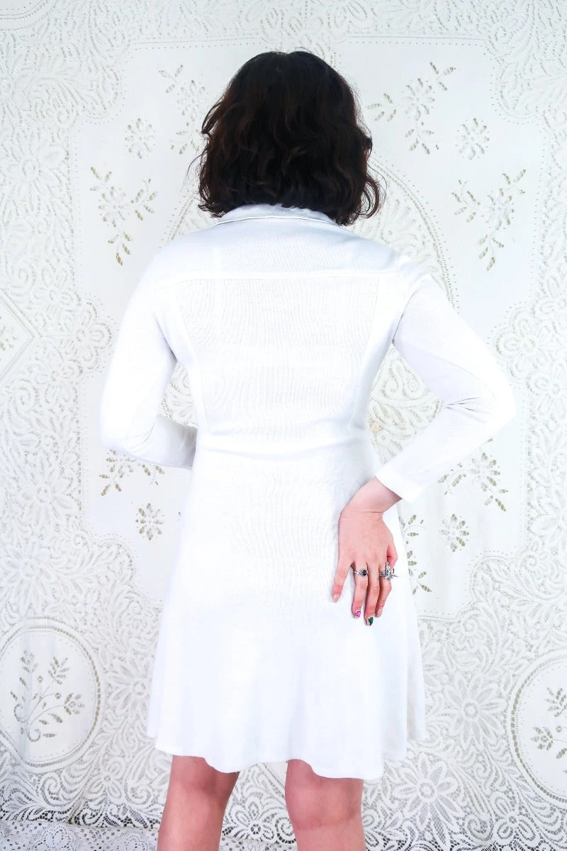 Vintage Dress - 70's Style A-Line Collared Dress - Size S 5 Vintage Dress - 70's Style A-Line Collared Dress - Size S - Image 3